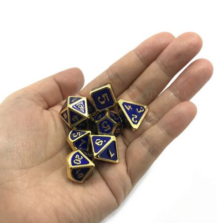 D&D Dobbelstenen, Kerkers en Draken Dobbelstenen HNCCESG Metalen Dobbelset Veelvlakkige Holle Rollenspel DND Dice voor RPG MTG Tafel Bordspellen (Engel Bloedvlek D&D Dobbelstenen, Kerkers en Draken Dobbelstenen HNCCESG Metalen Dobbelset Veelvlakkige Holle Rollenspel DND Dice voor RPG MTG Tafel Bordspellen (Engel Bloedvlek