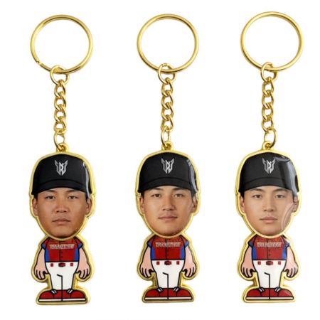 Móc khóa bóng chày tùy chỉnh với cùng một phần dưới và các mặt cầu thủ khác nhau