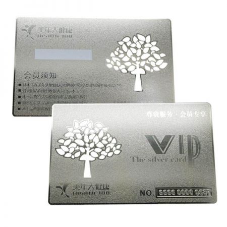 Metalliset VIP-jäsenkortit - Nikkelinen VIP-jäsenkortti