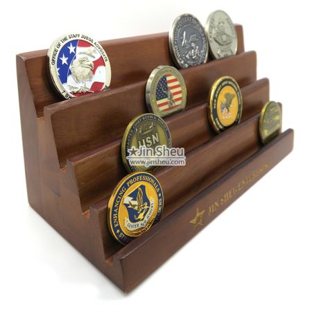 Rack de exibição de moedas de madeira