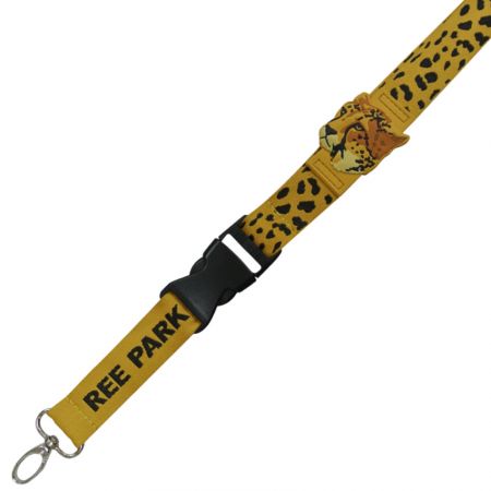 Cordón personalizado con etiquetas de PVC suave - Cordón personalizado con cabeza de leopardo de PVC cosida en la pieza