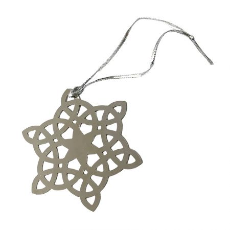 gravírozott egyedi dísz