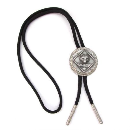 Medalhão de gravata Bolo Scouts personalizado - Medalhão de gravata Bolo Scouts personalizado