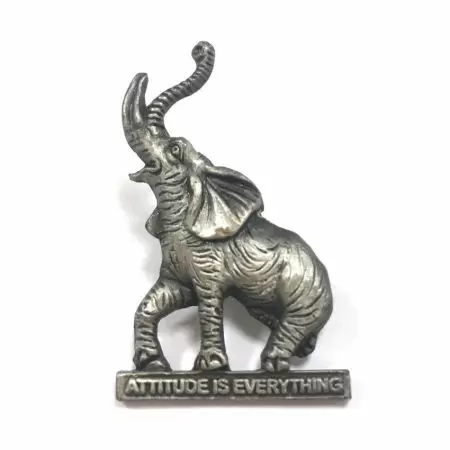 Alfinetes de lapela de latão estampados - Alfinetes de latão 3D de elefante rugindo sem cores