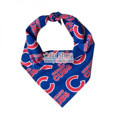 egyedi kutyás kendő