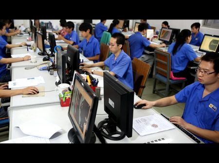 Reparto opere d'arte 2D - Preparazione di opere d'arte 2D per medaglie sfida in metallo e medaglie militari, ecc.