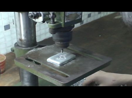 Rivetto per unghie in lega di zinco - Rivetto per unghie in lega di zinco