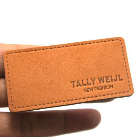 személyre szabott bőr címkék