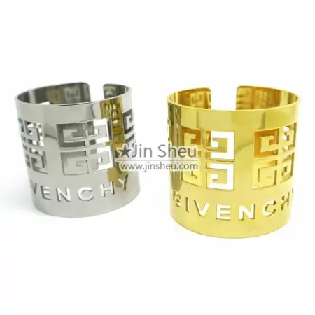 Vòng đựng khăn ăn trang trí theo yêu cầu - Vòng đựng khăn ăn trang trí bằng kim loại