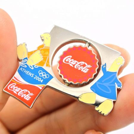 Épingles de revers de sponsor tournantes - Épingles de revers de sponsor tournantes