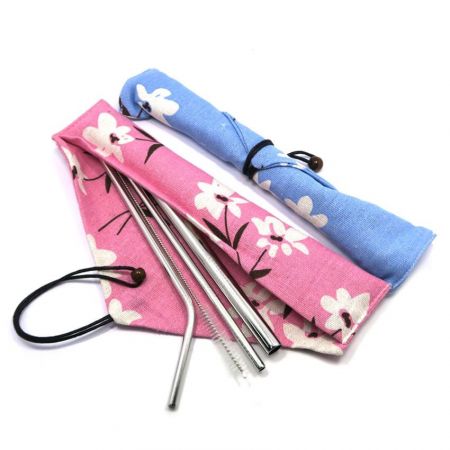 أنابيب شرب مع حقيبة قماشية مخصصة