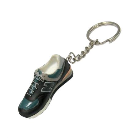 benutzerdefinierter Polyharz-Sneaker-Schlüsselanhänger