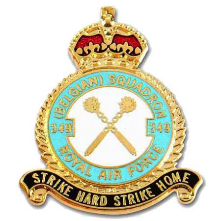 badges cloisonnés personnalisés