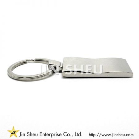 custom keychain manufacturer