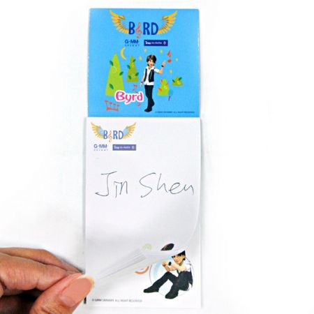 Magneti promozionali personalizzati con messaggio su carta