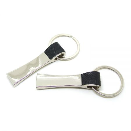 portachiavi personalizzati in metallo
