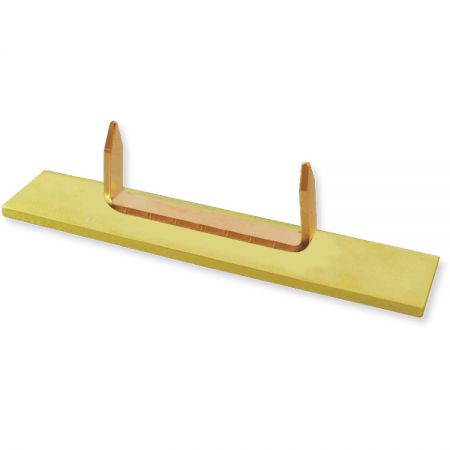 ثني الساقين نحو الداخل - شريط عسكري لتثبيت الشريط