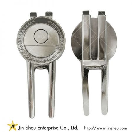 personalized golf divot tool