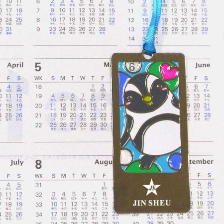 Design Custom Photo Bookmarks