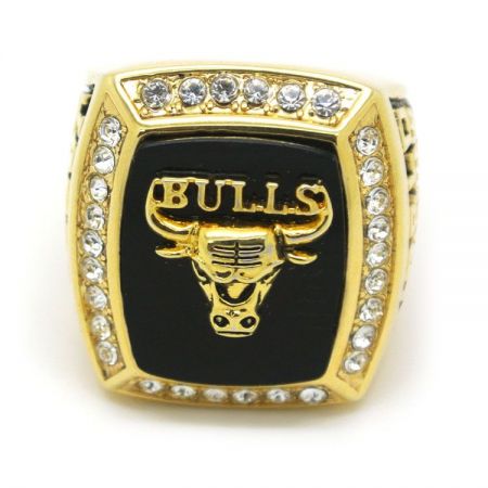 Чемпионское кольцо Чикаго Буллс