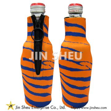 custom neoprene wine bottle cooler with zipper