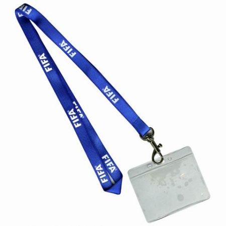 dây đeo thẻ FIFA được cá nhân hóa