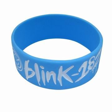 personlig silikonlogo armbånd