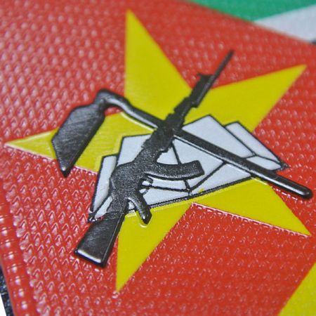 Cận cảnh huy hiệu cờ nổi