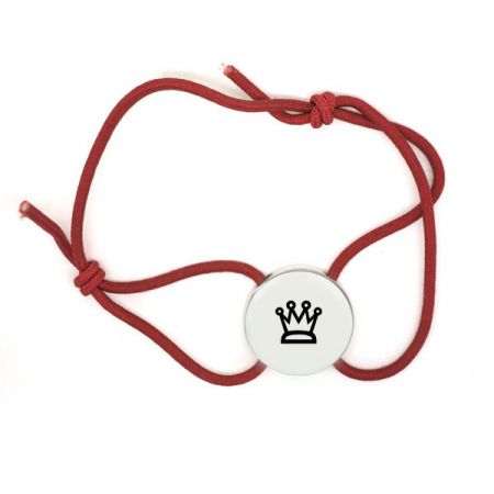 Pulseira de nó deslizante com pingente personalizado