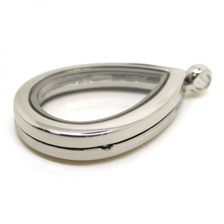 涙のしずくフローティングロケット