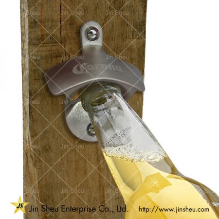 veggmontert ølflaskeåpner