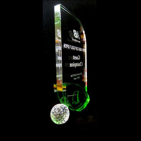 Prêmios e troféus de cristal personalizados