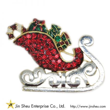broszka sanie świąteczne - Broszka z wozem Świętego Mikołaja z prezentami z kryształami