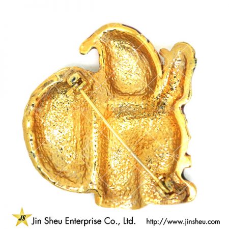 유니크한 크리스마스 브로치 공급업체