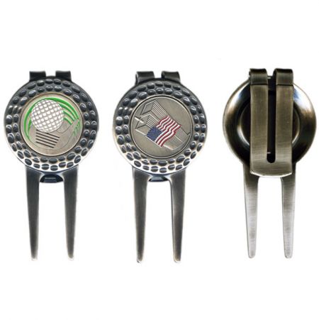 เครื่องมือซ่อมหลุมกอล์ฟโลโก้