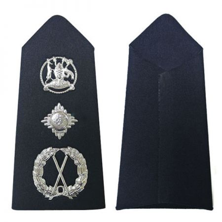 Forrás egyedi dombornyomott logó nemzeti mentőegység egyenruhához