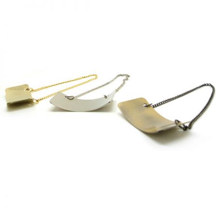 الجانب الخلفي لعلامات زجاجة النحاس