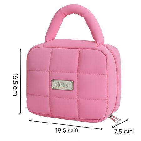 Túi du lịch toiletry màu hồng nhạt với sơ đồ kích thước cho thấy chiều rộng 19,5 cm, chiều cao 16,5 cm và chiều sâu 7,5 cm