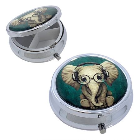 丸い金属製のピルホルダー