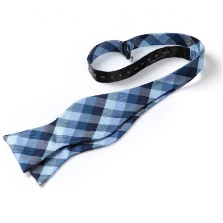 corbata de autolazo con cuadros en degradado azul