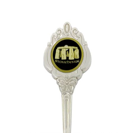 Vista de cerca de la pegatina de resina epoxi impresa personalizada