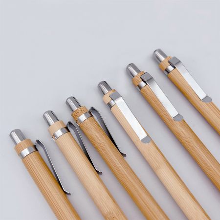 caneta esferográfica de madeira