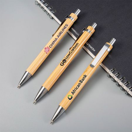 Logotipos personalizados na caneta de bambu ecológica