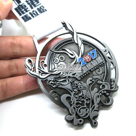 personalized antique race finisher medal