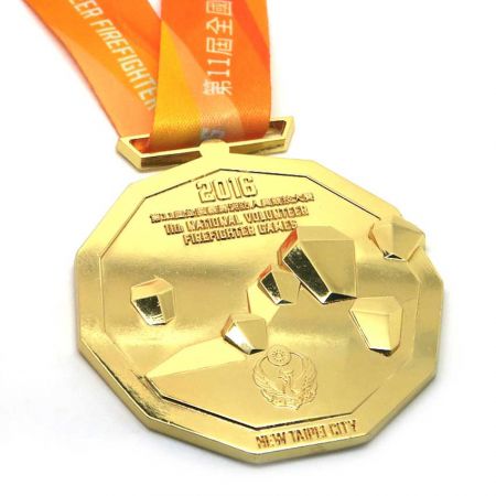 Firefighter Volunteer Service Medal - Taiwan Firefighter Volunteer Service Medal