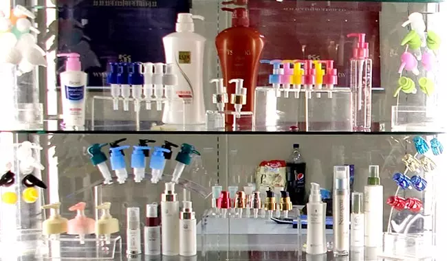 COSJAR's cosmetic container design