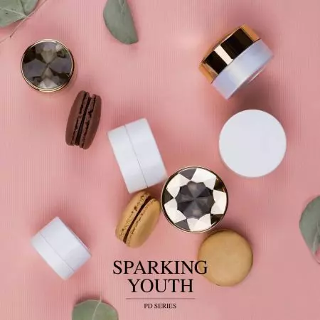 Sparking Youth (imballaggio per cosmetici e cura della pelle in ECO PET)