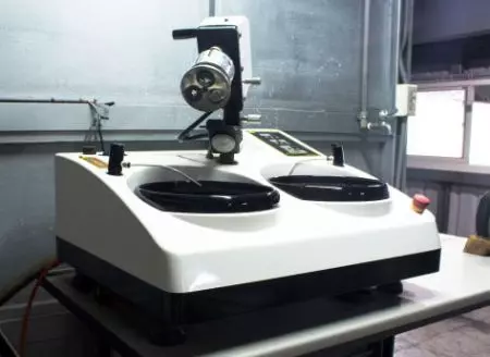 Grinding & Polishing Machine
