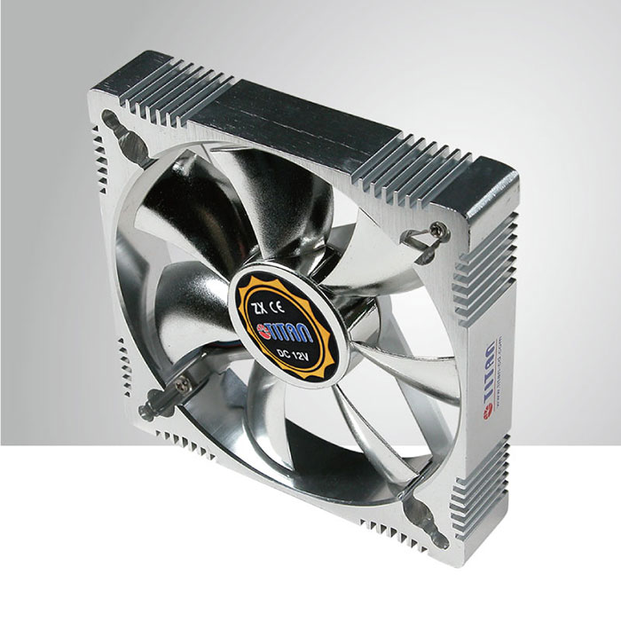 Ventilateur Silencieux Titan 120mm – TFD-12025SL12Z – DC5V USB – Connecteur 3 Broches