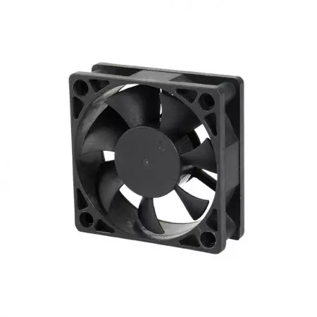 直流散熱風扇系列,搭載60mm x 60mm x 20mm風扇,提供不同的轉速型號,供使用者依需求選擇。